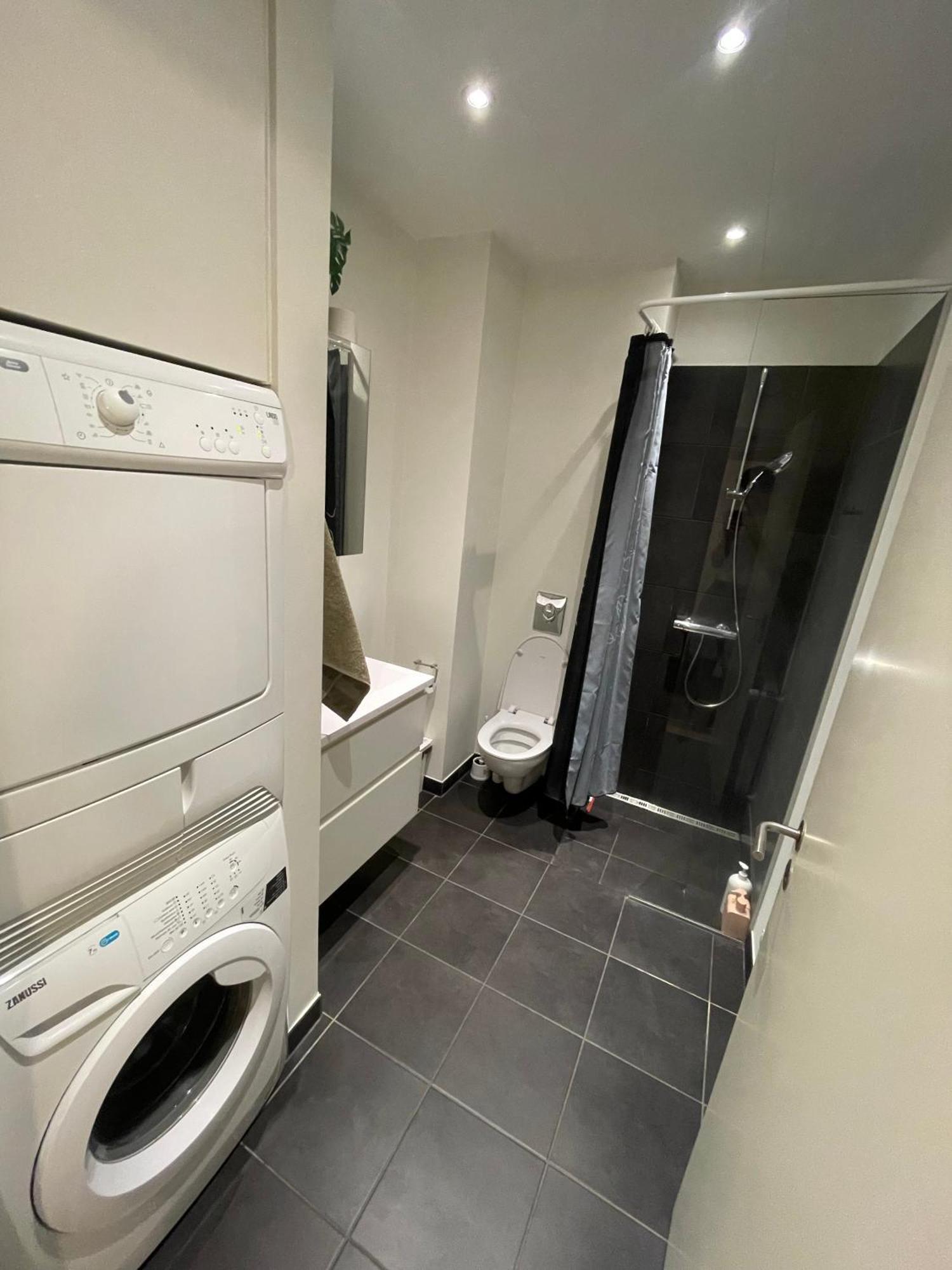 Modern Central Apt With Rooftop, Privat Balcony, & Free Parking,Next To Aarhus Attractions Esterno foto